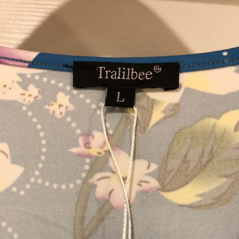 Tralilbee Floral Dress - Picture 2 of 12